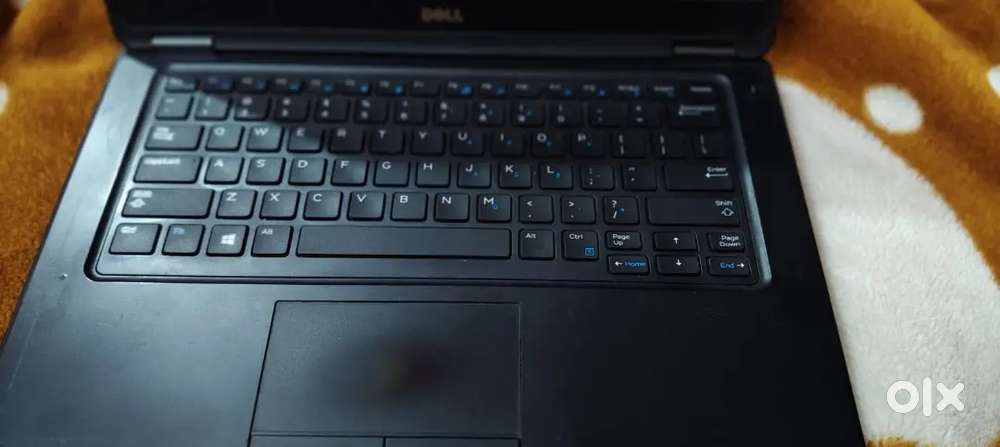 Dell laptop , windows 11 , 8 gb ram