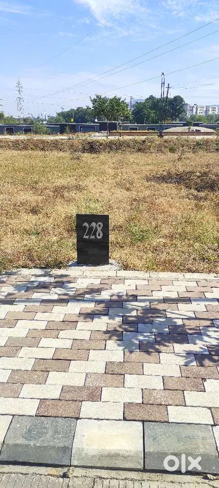 Sanskruti Royal Palm, Palda