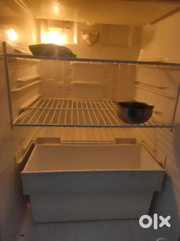 Bajaj neat and clean fridge and good running condition