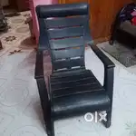 Plastic e chair