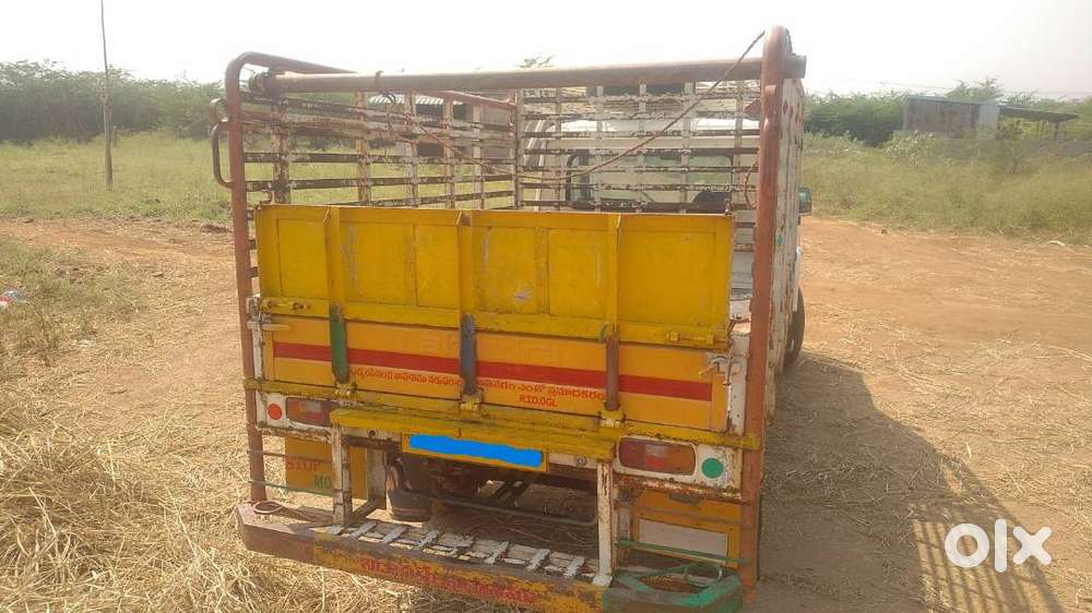 Mahendra Bolero - Maxitruck Plus-PS