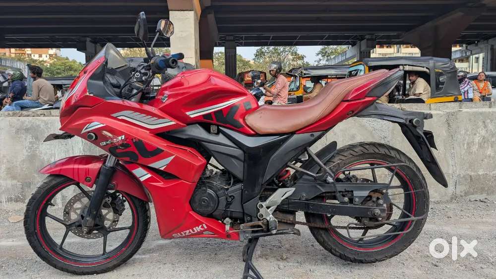 Suzuki Gixxer SF