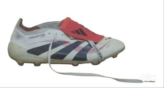 Adidas Predator Football Cleats  UK 8  Gently Used