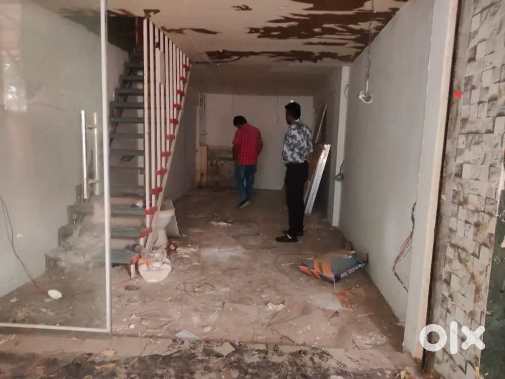 Shop far rent Nandanvan men road tuch kiraya pe dena he