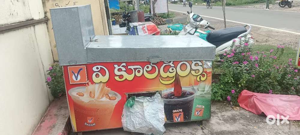 Badam@soda frige