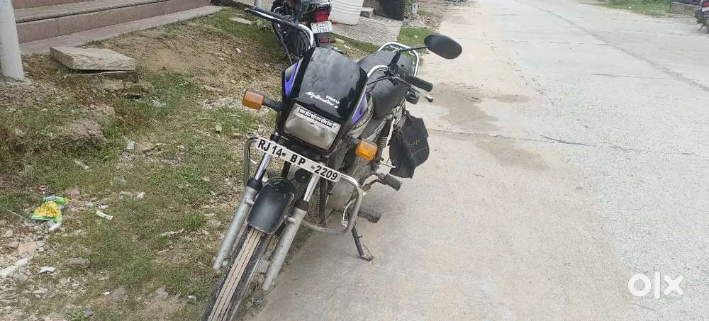Splendor Plus 2012 model 53km maileg good condition