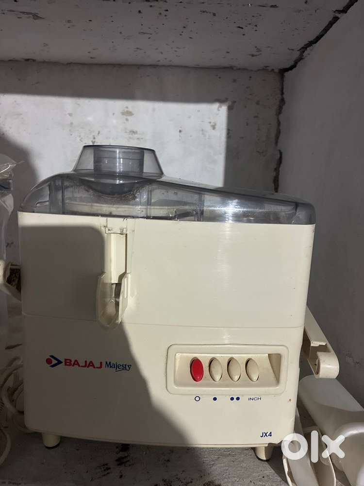 Juicer mixer grinder( Bajaj )