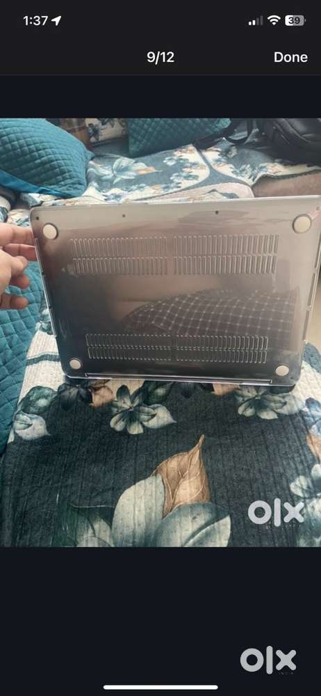 Macbook Pro M1 chip 8GB 256 GB