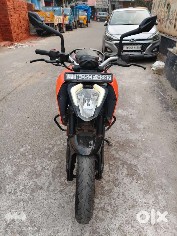KTM DUKE 200 (2022)