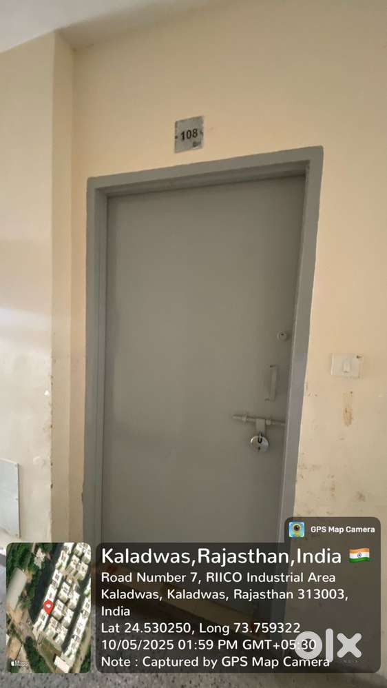 For rent girls & family