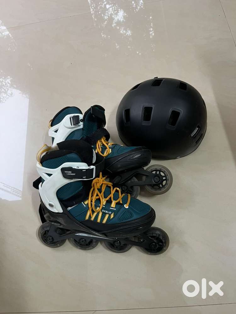 Skating shoes and helmet