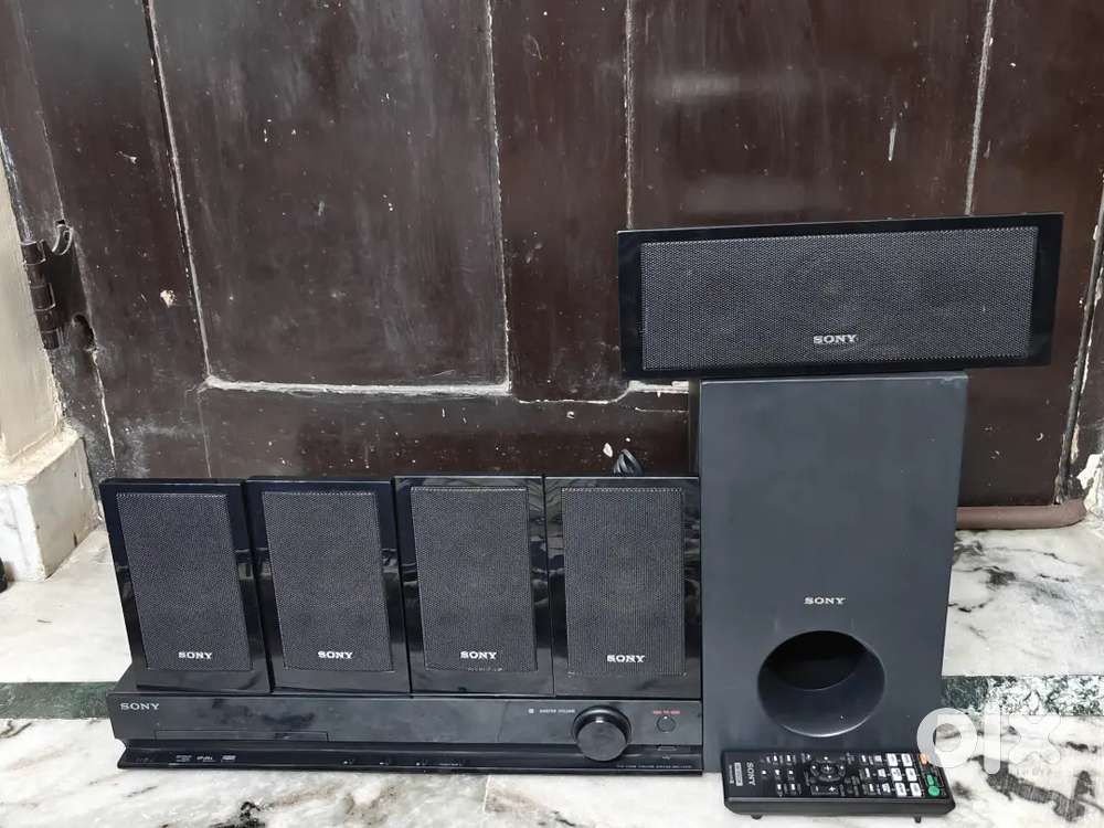Sony 5.1  DVD home theatre music system 5 speaker amplifier