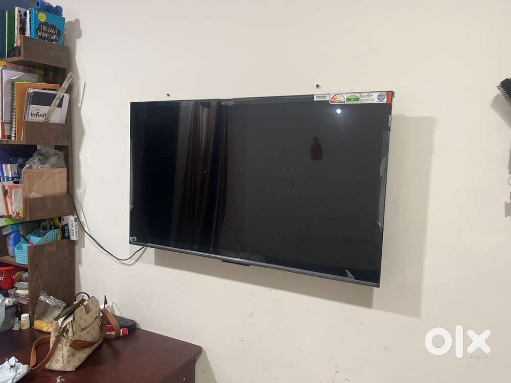 TCL 108 cm (43 inches) 4K Ultra HD Smart QLED Google TV 43C61B (Black)