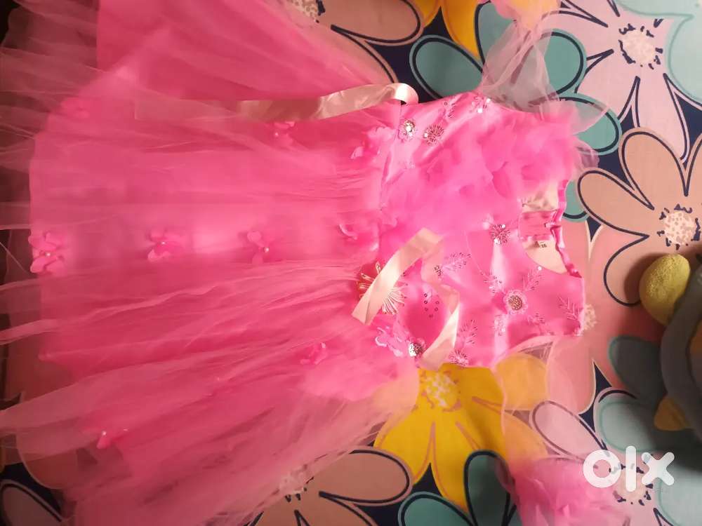 Girl પરી frock