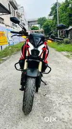 Pulsar ns400