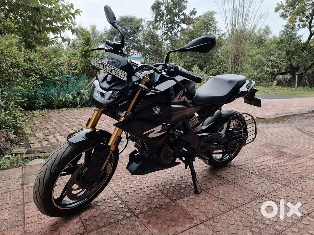 BMW G310R 2022 – Excellent Condition  Only 9,500 km  Single Owner