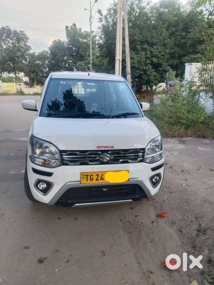 Wagon R VXI white, 1000cc, petrol, with all factory fittings for sale