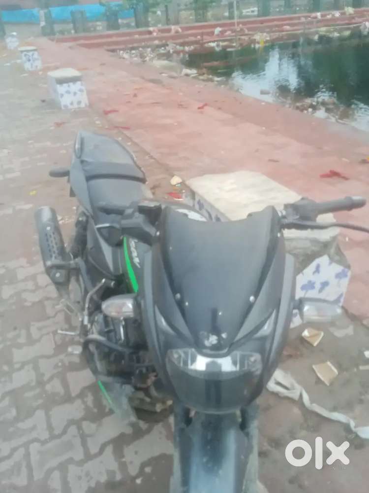 Bajaj Pulsar 125