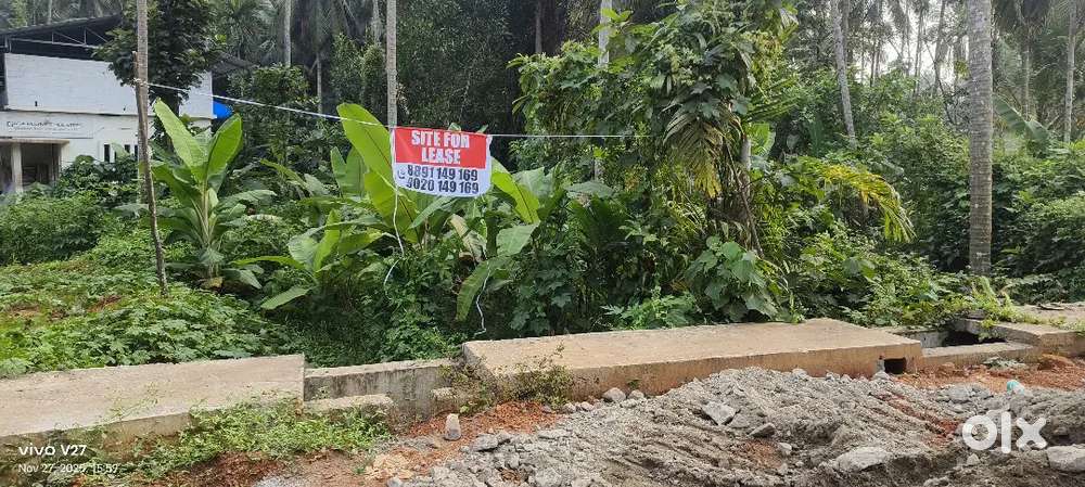 Plot for lease near mukkam town