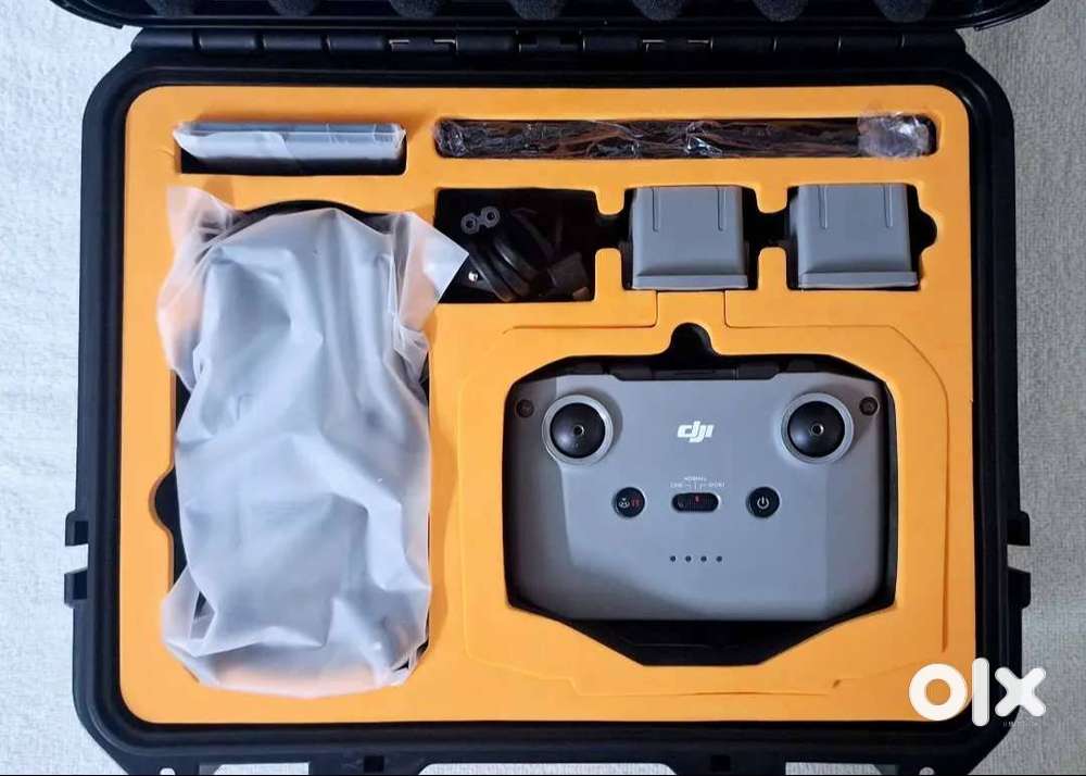 DJI AIR 2S DRONE  4K  FLY MORE COMBO   Excellent Condition