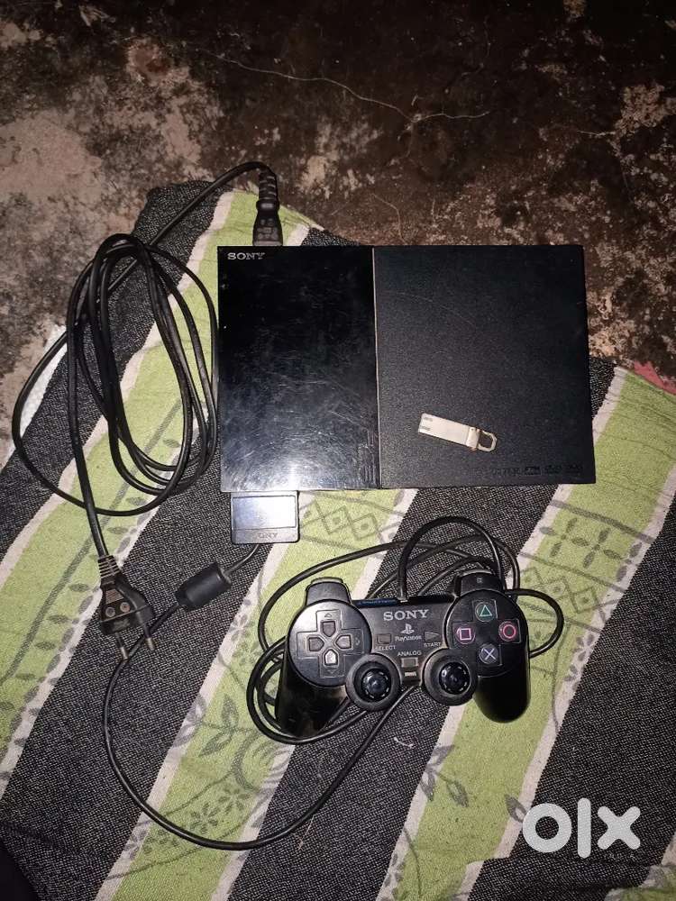 Ps2 Silm with 32 gb pendrive