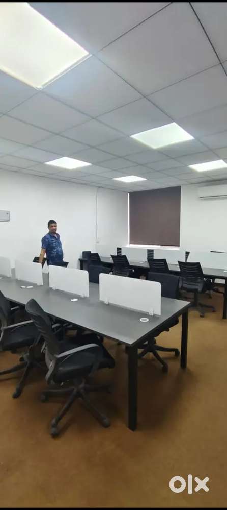 30 workstation 4 cabins office rent in noida sec-63