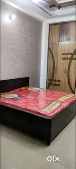 Single and sharing room only for girls 3 BHK flat jhgff