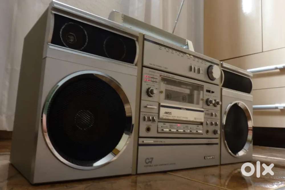 SANYO C7 (MADE IN JAPAN)