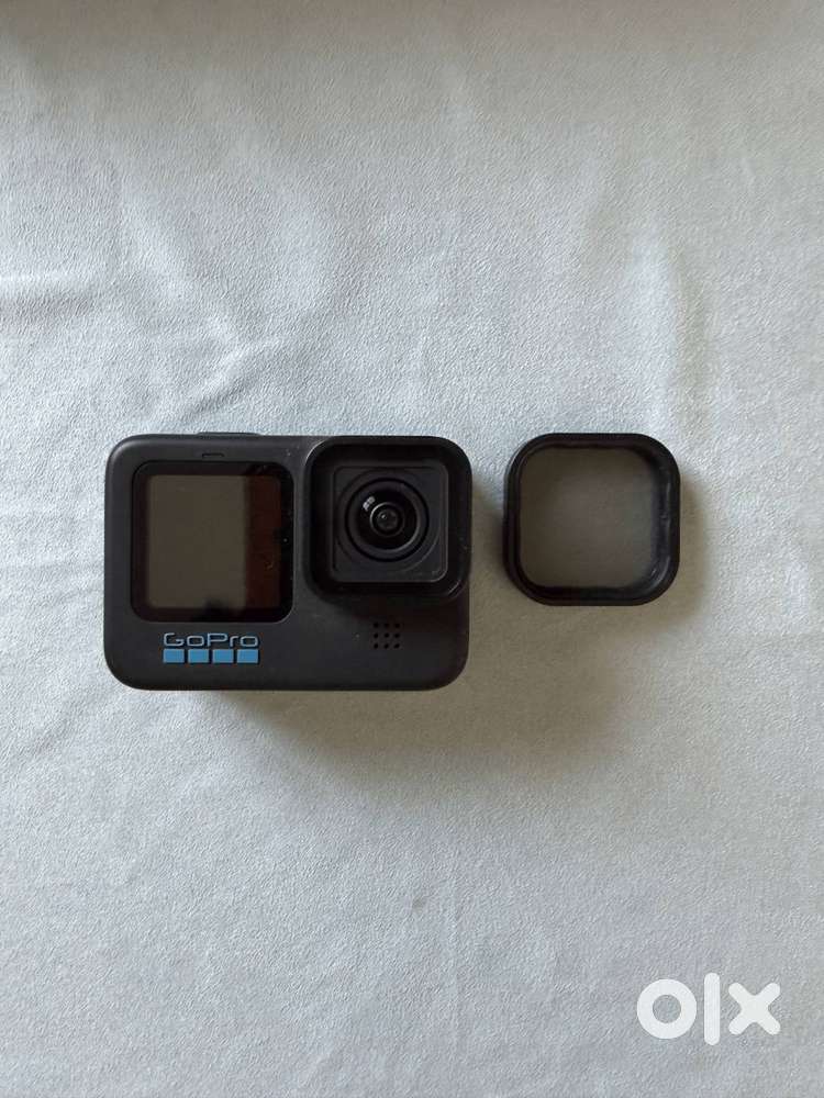 GO-Pro Hero 10 Full Bundle, Double Batteries Mint Condition