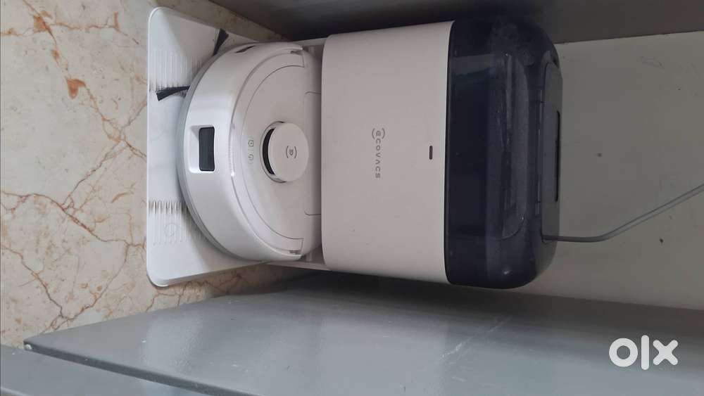 Robo vaccum cleaner -Deebot Mini omni