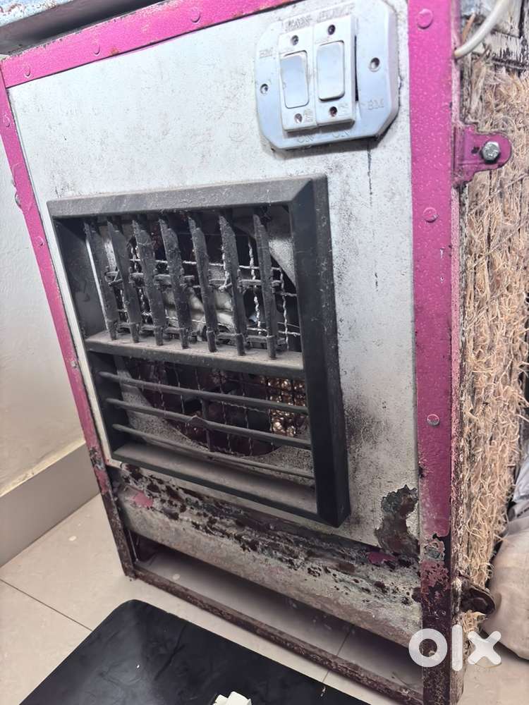 1.75 FT Cooler with tank for sale