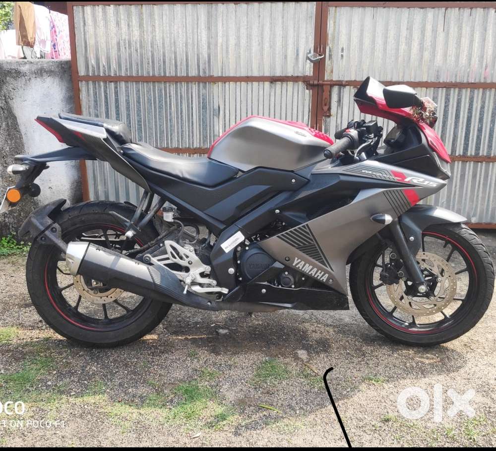 Yamaha R15 v3 for sale in a good condition —- contact for photos