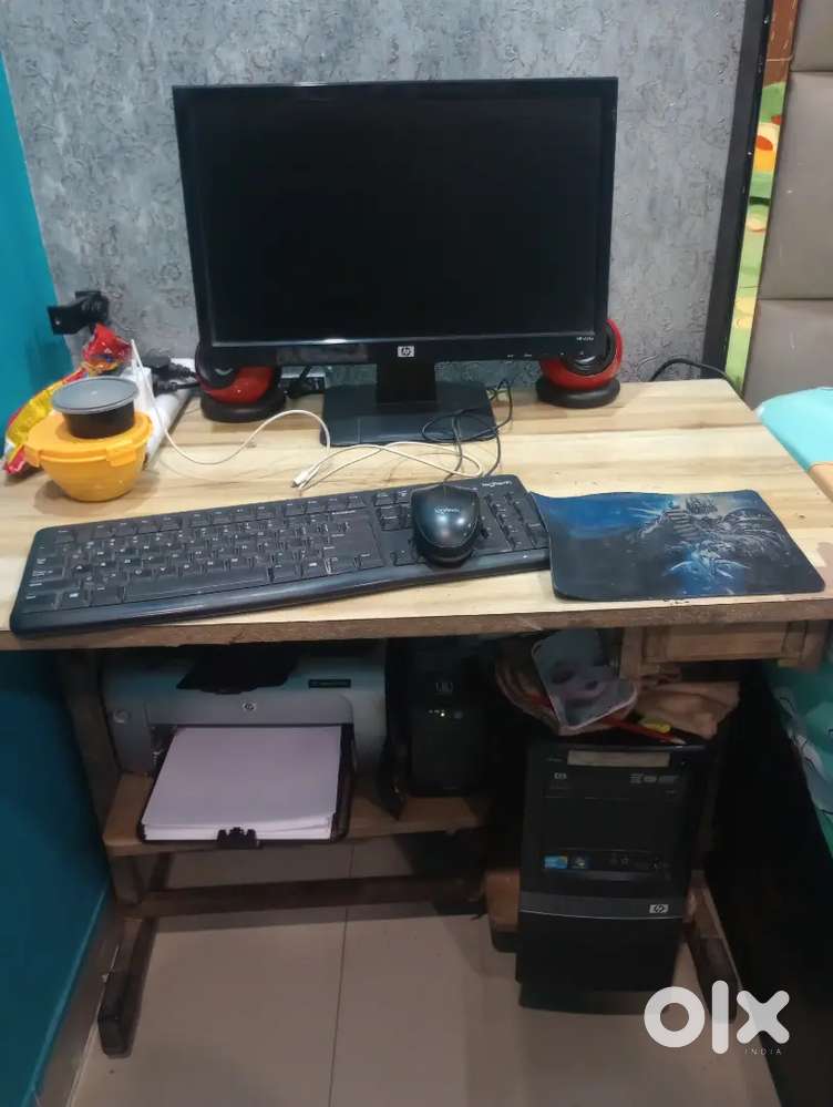 Computer for sale with computer table