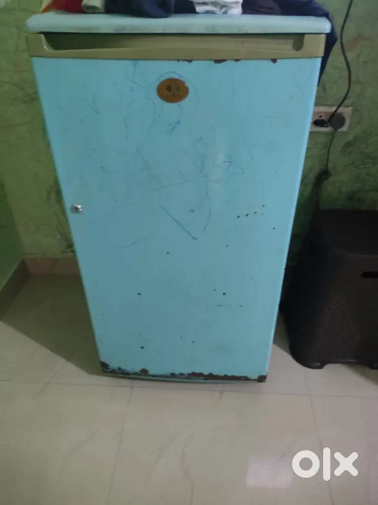 OLD Refrigerator
