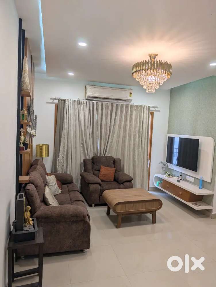 Fully furnished ready to move