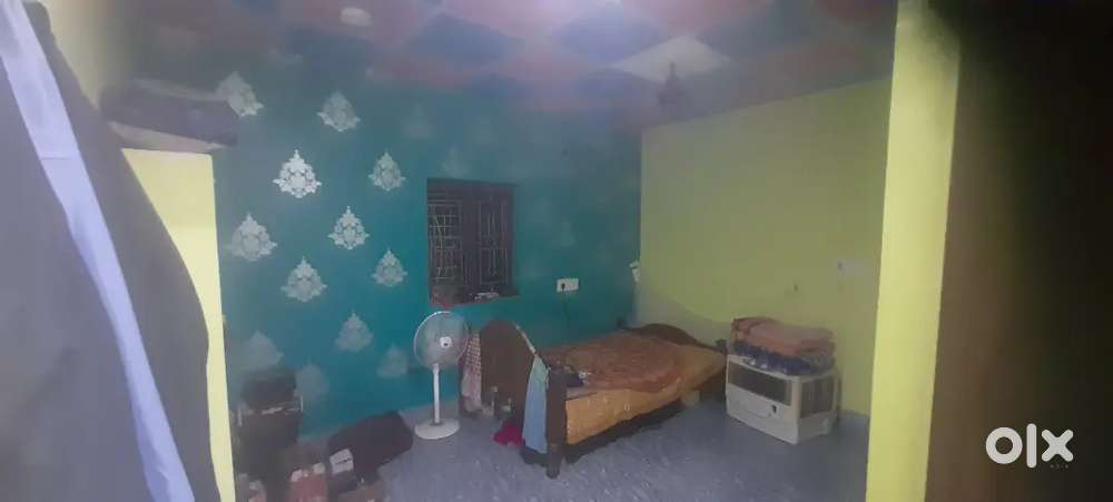 Independent ajbestos house for rent only for family