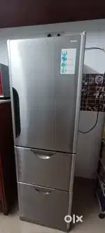 Hitachi 3-door 380 liters