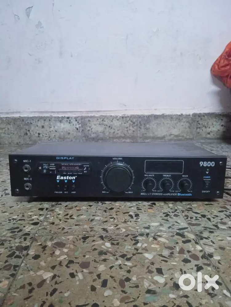 Easton MOSFET amplifier model no 9800