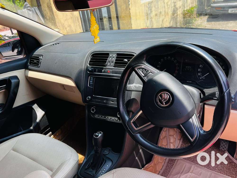 Skoda Rapid Automatic Top model only for car enthusiast & genuine buyr