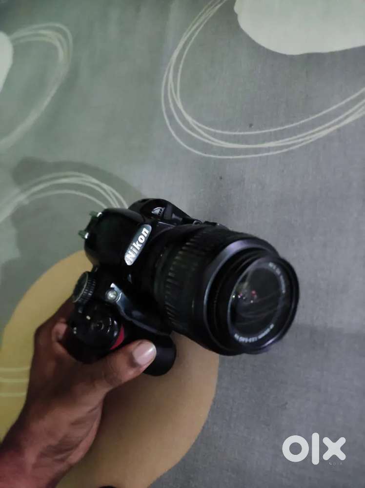 Nikon 3100 D with 18-55 lens dslr camera