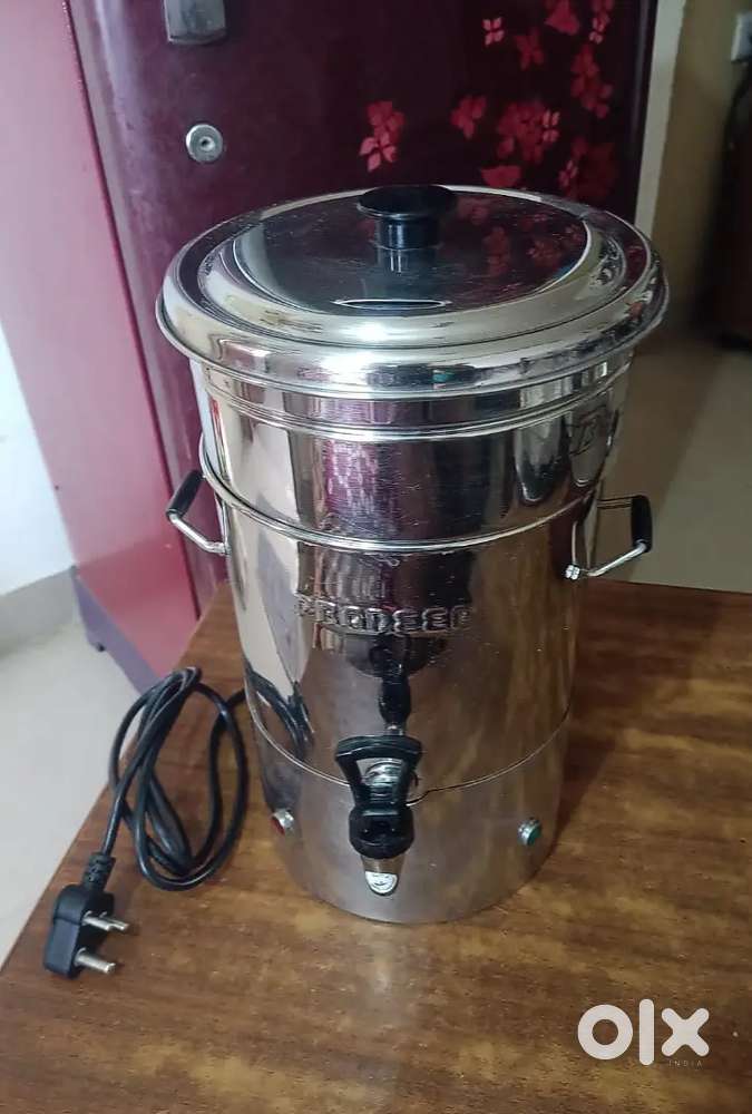 Pradeep Coffee decoction maker with warmer