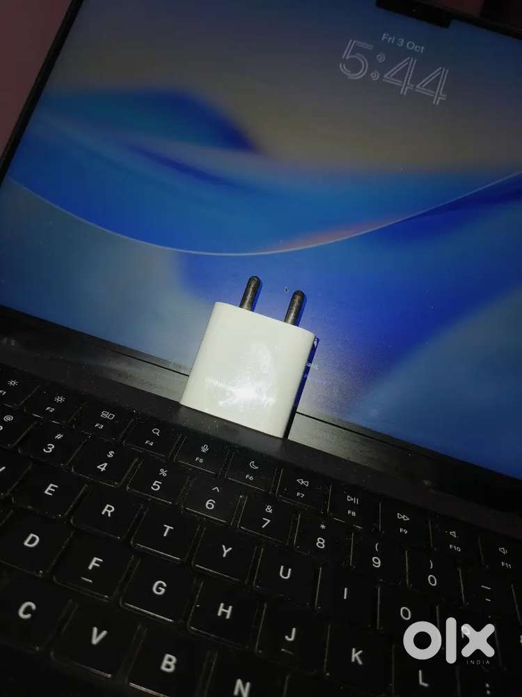 Apple 20w original fast charger with bill.