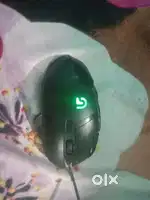 8 keys good condition mouse Logitech g402