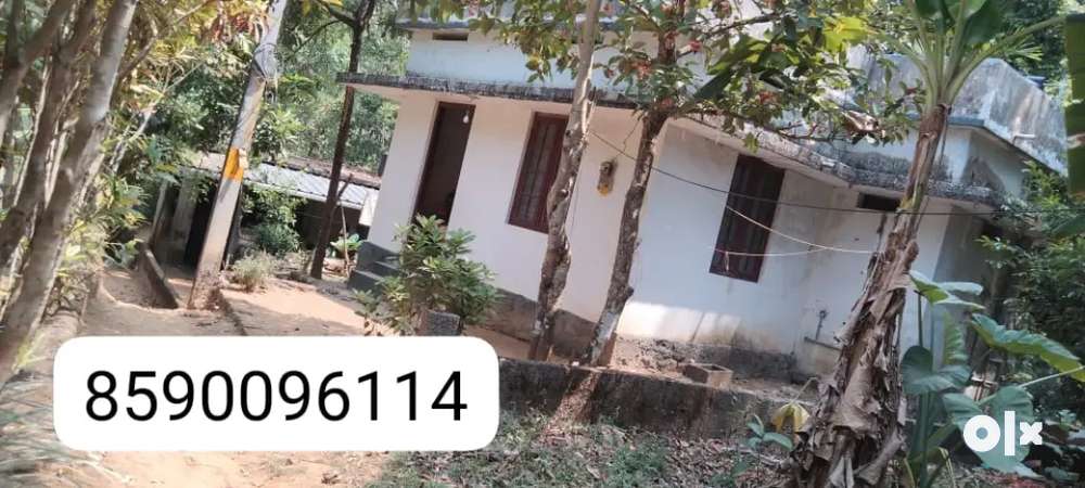 7.50 lakh 3.cent Small house ,Pipe and well water municipality road,