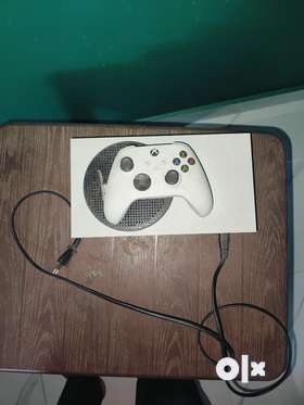 Brand new XBox Series S with Xbox original rechargable console battery. It's all new I don't get tim...
