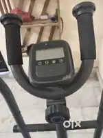 Cardio machine new condition 2 years old only digital meter not work