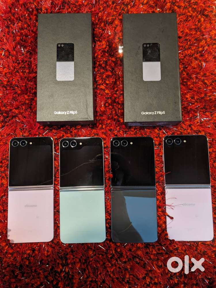 HIGH PERFORMANCE  BRAND NEW !!Z FLIP 5 256GB 5G BOX PACKED !!BUY NOW!!