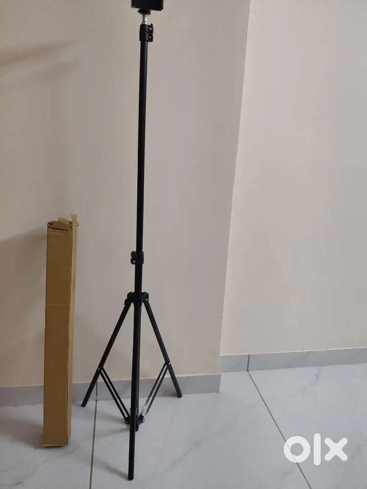 7 Feet Tripod Stand with Mobile Phone Holder,