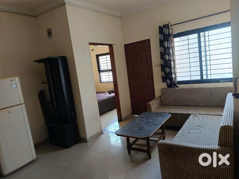 2bhk on rent - mahalaxmi nagar.