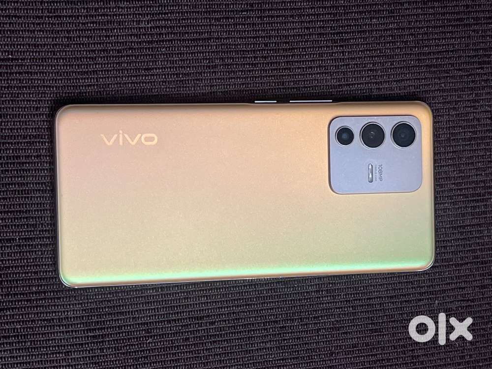 Vivo 23 pro 128gb storage 8gb ram all ok condition golden colour
